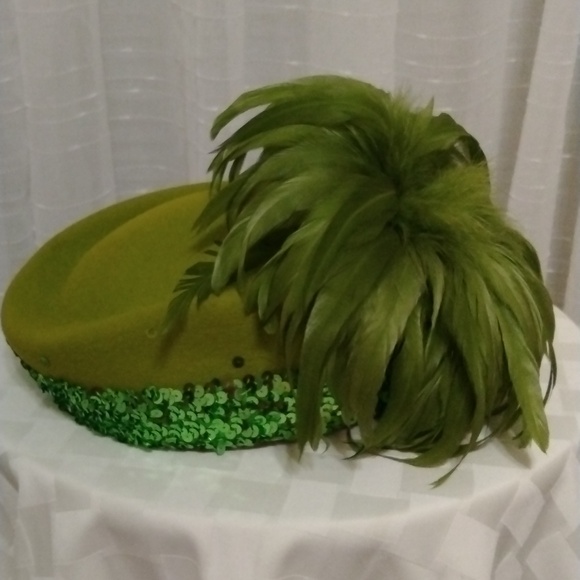 Vintage USA Stewardess Women Hat With plumes/Feathers Sequins - Picture 12 of 16